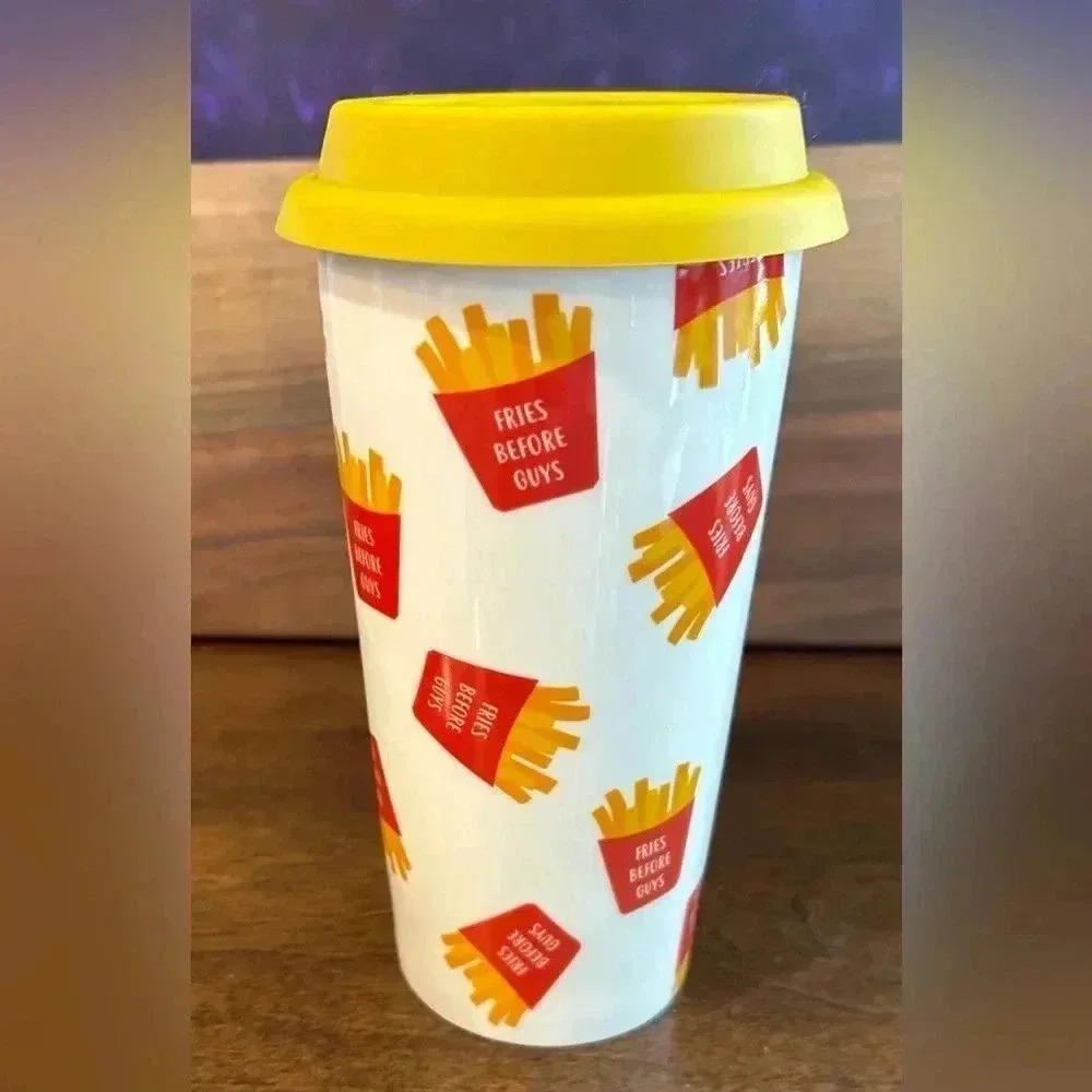 Ciroa Reuse Me Porcelain Travel Mug with Silicone Lid, French Fries 16 Oz In EUC